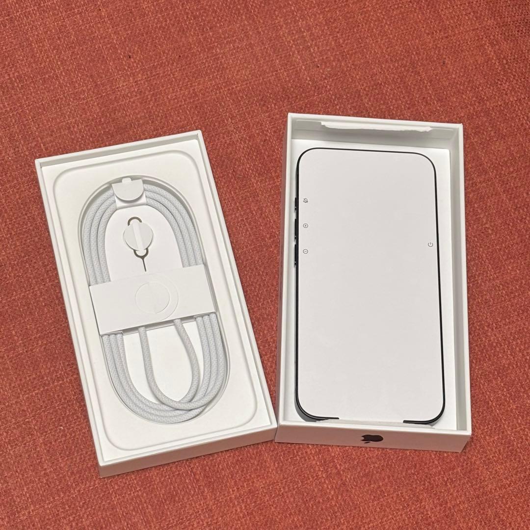 【新品未使用】iPhone16e Black 128GB SIMフリー