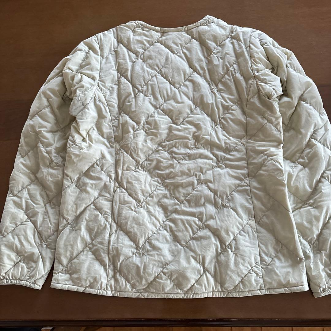 モンベルスペリオダウンラウンドネックジャケット アイボリー　Lサイズ