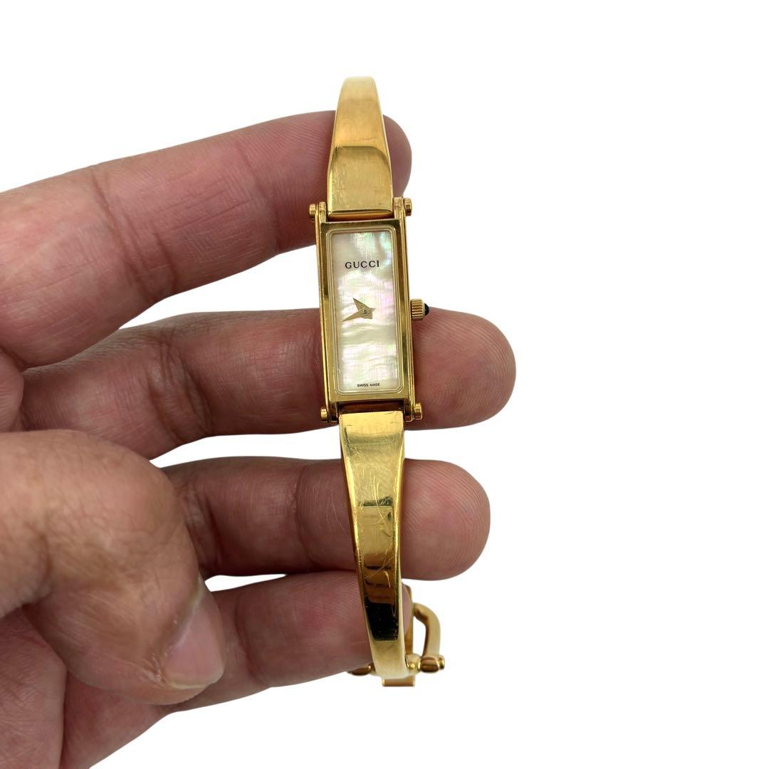 グッチ　腕時計　1500L シェル文字盤　クオーツ　ゴールド　レディース