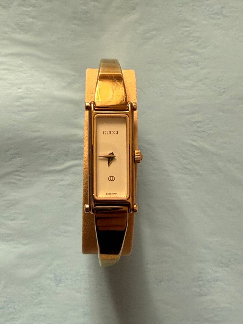 GUCCI アナログクォーツ腕時計
