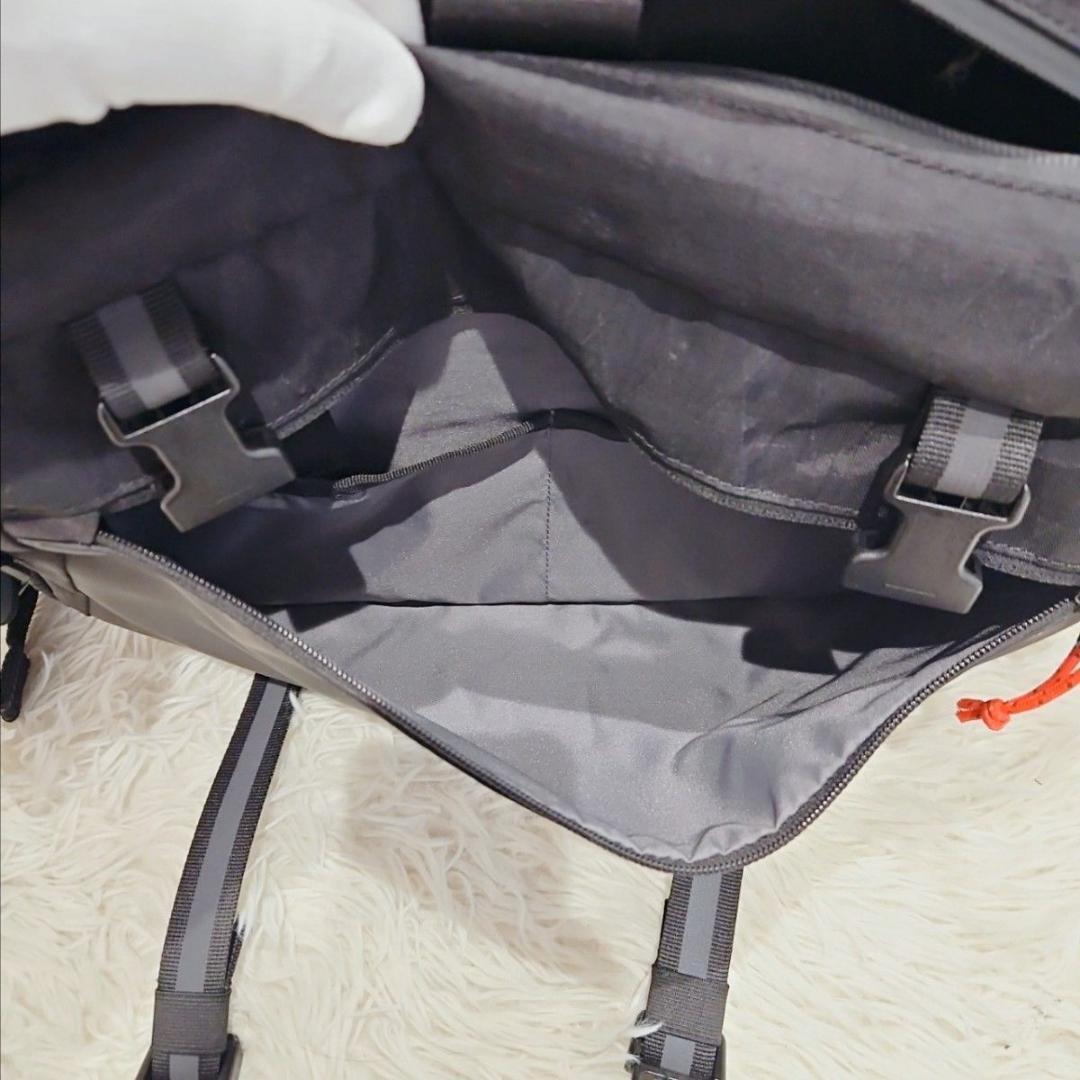 CHROME クローム メッセンジャー バッグ カデットマックス 防水 黒