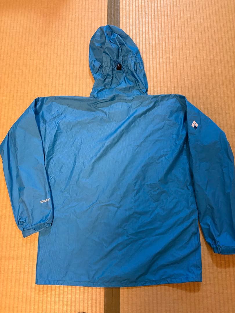 モンベル　ゴアテックスジャケット　ブルー、L 綺麗な状態です。