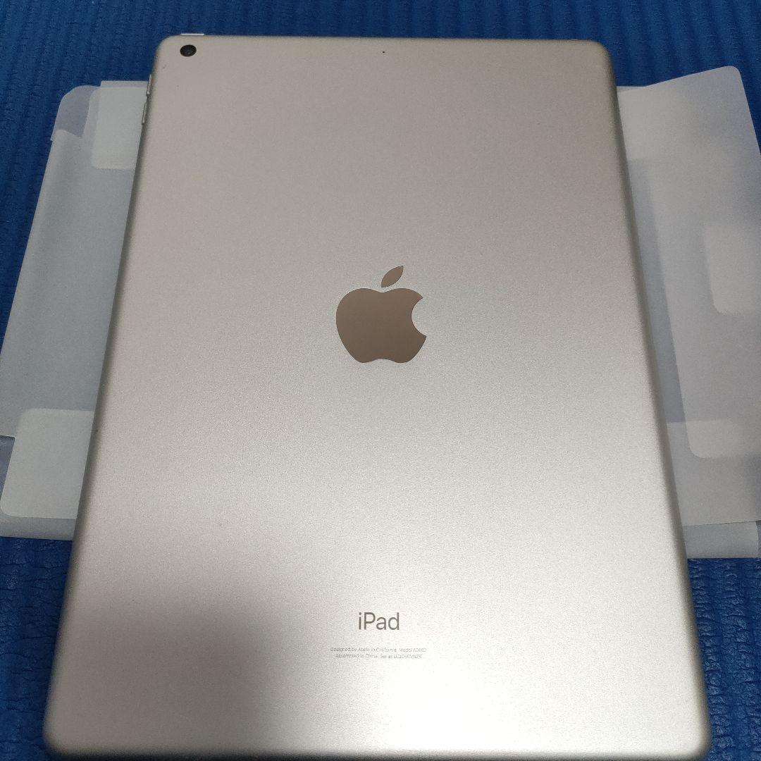 iPad 第9世代Wi-Fi 64GB シルバー アクセサリつき