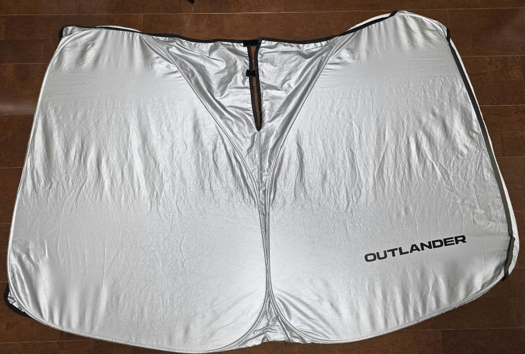 アウトランダーPHEV　三菱純正ワンタッチサンシェードGN0W 車中泊