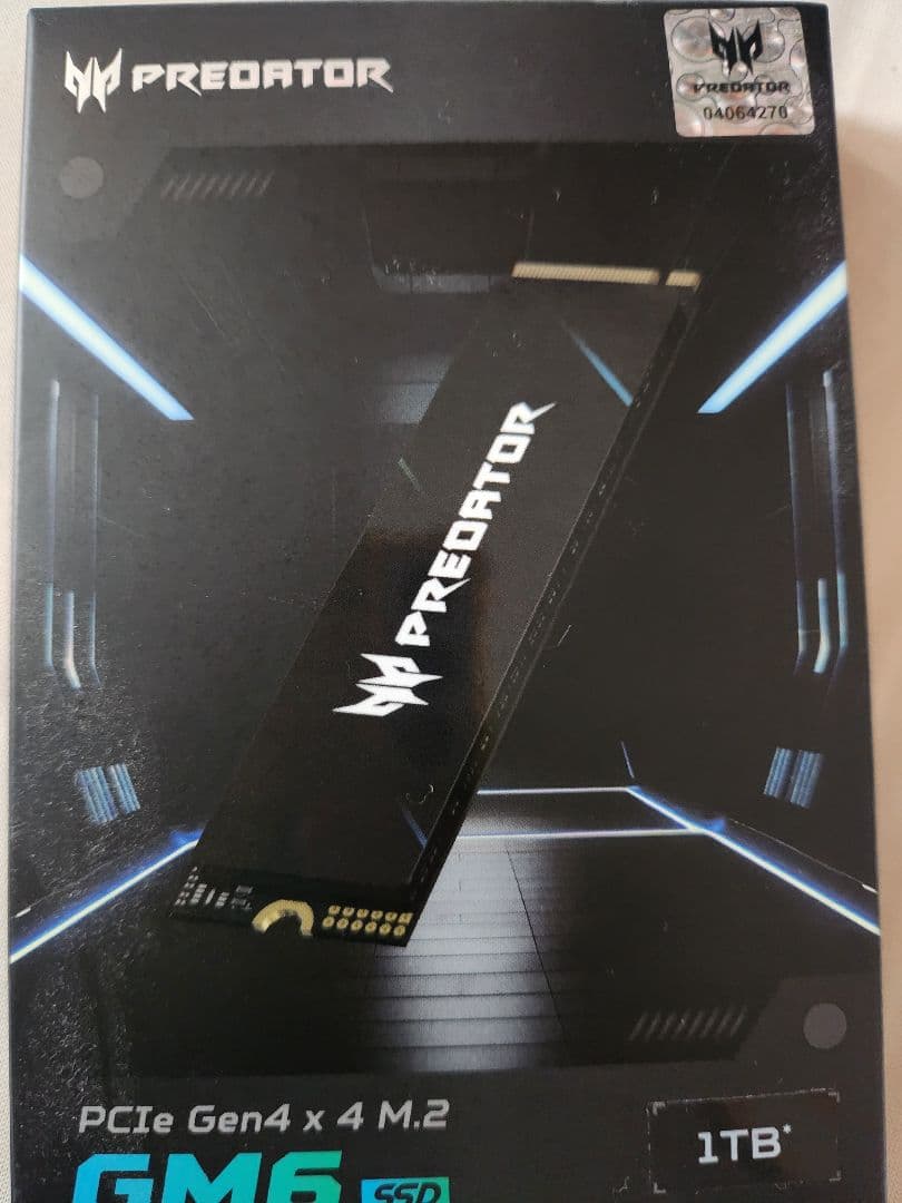 内蔵型SSD PREDATOR GM6 1TB SSD