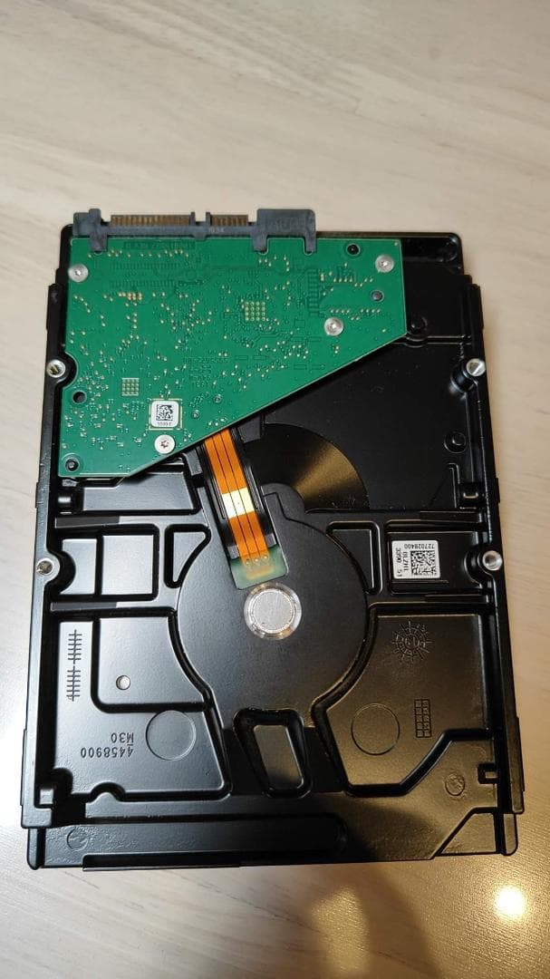 HDD 8TB 動作確認済み 注意判定あり 電源投入99回