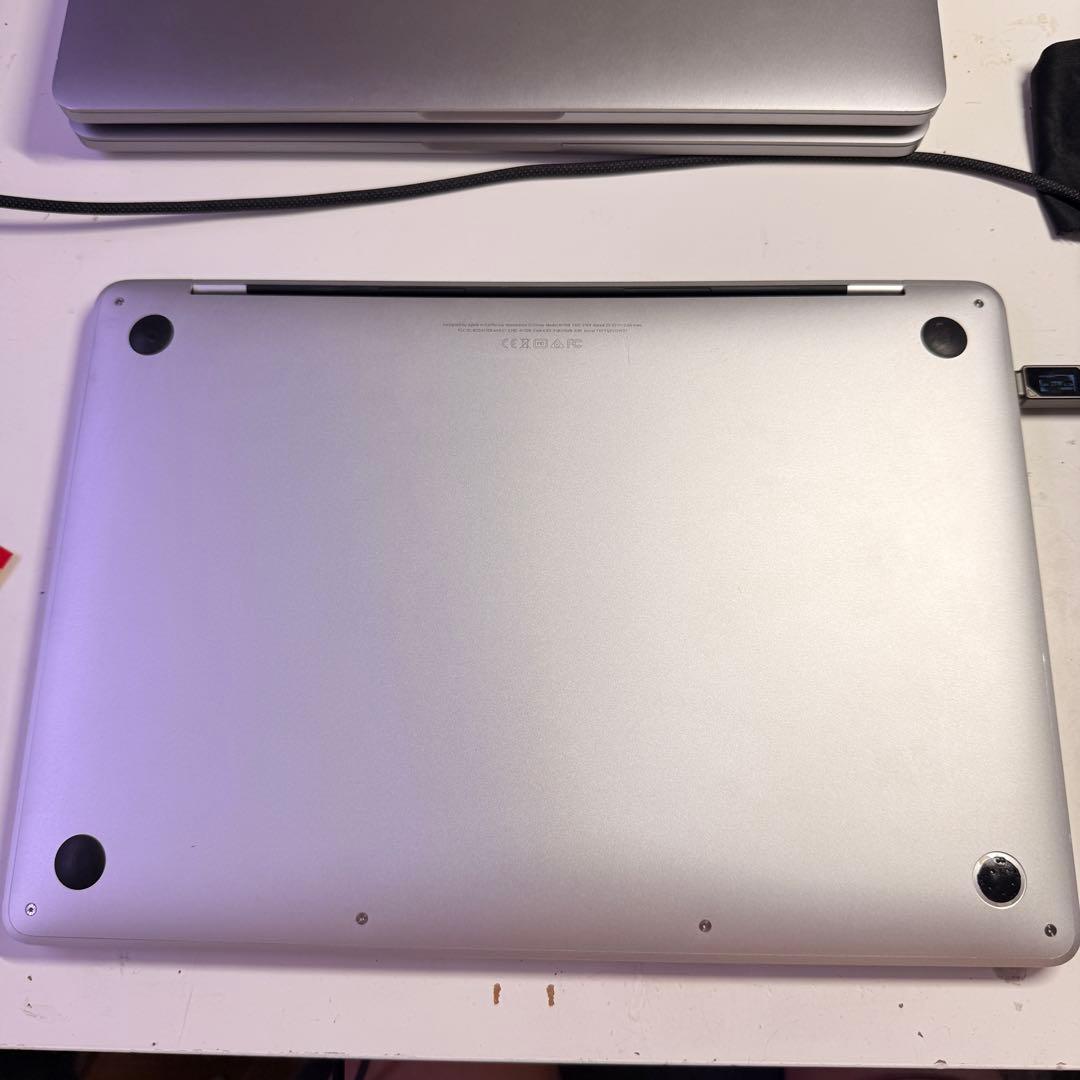 MacBook Pro 2017モデル　13インチ i5/8GB/128GB