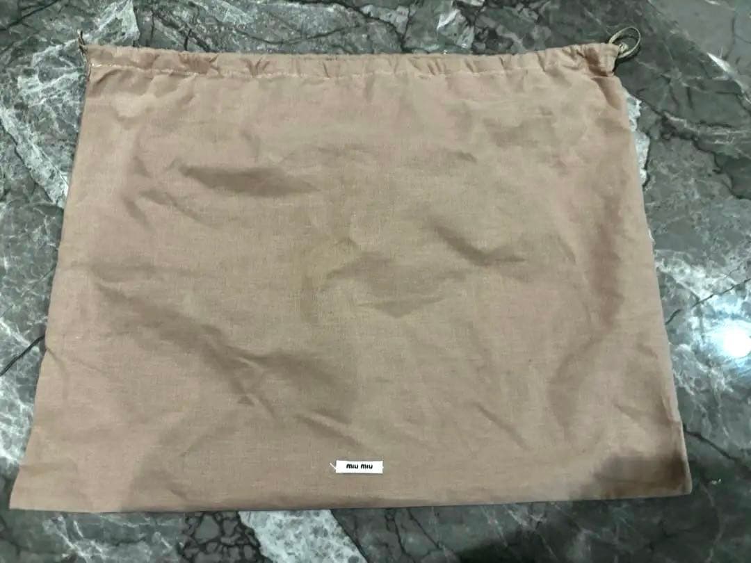 miumiu 新品　ボアキャップ　アイボリー