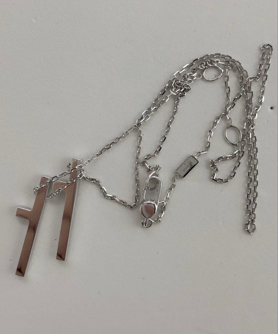 GUCCI セパレートクロスネックレス