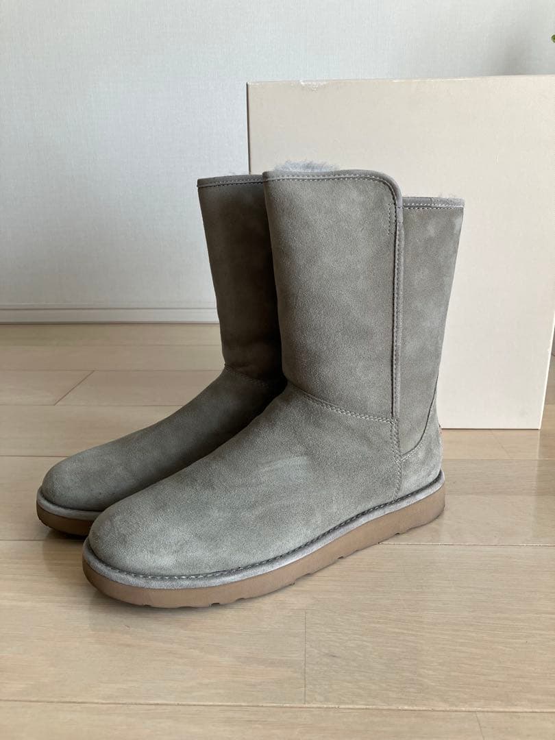 UGG モスグリーン　ブーツ　アブリー ショート II