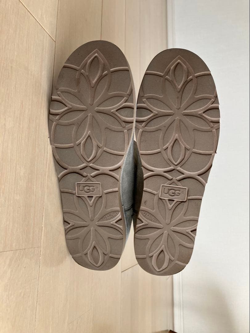 UGG モスグリーン　ブーツ　アブリー ショート II