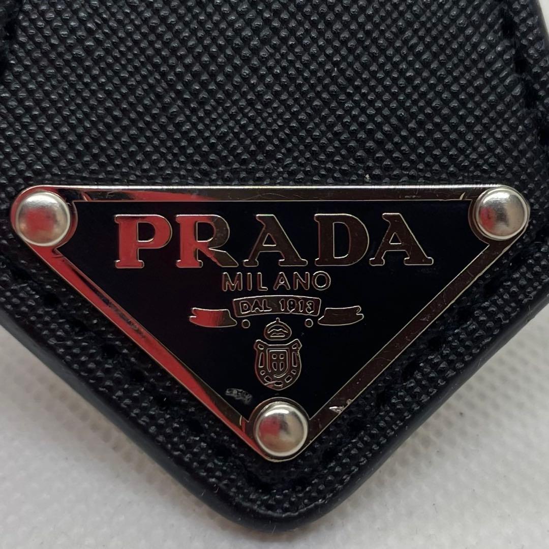 【未使用級】プラダ ノベルティ キーホルダー チャーム サフィアーノレザー 黒