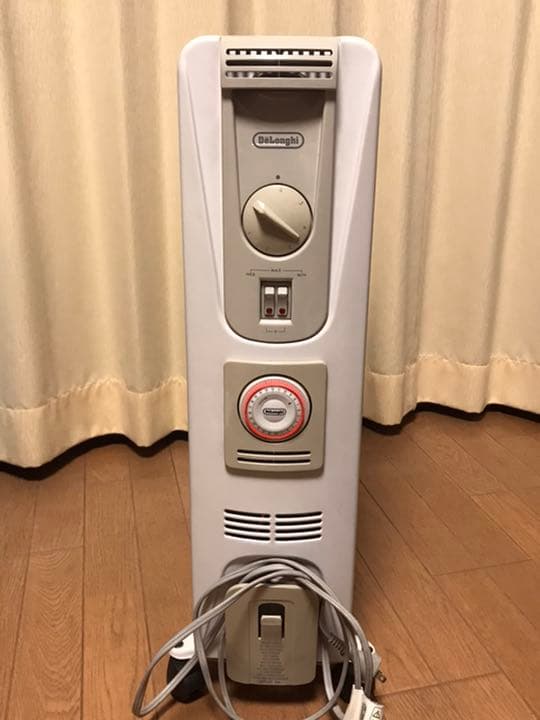 電気ヒーター DeLonghi 091521TEC