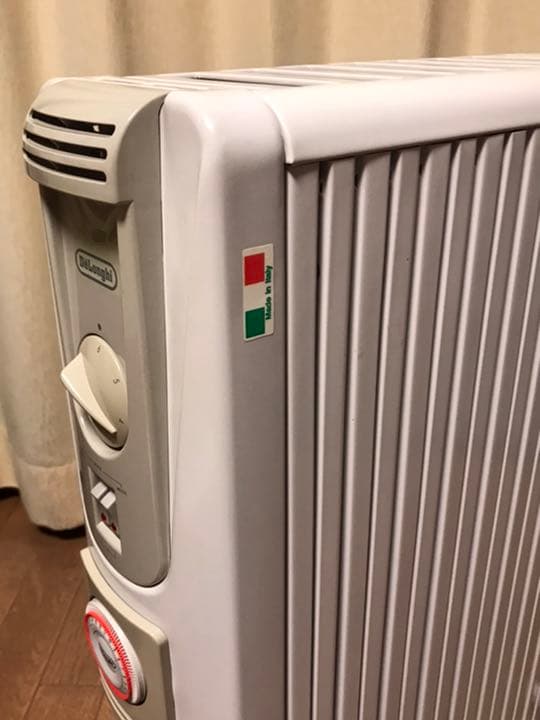 電気ヒーター DeLonghi 091521TEC