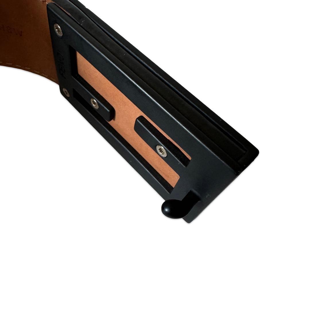 FENDI フェンディ レザー FF 85 ベルトブラック メンズ