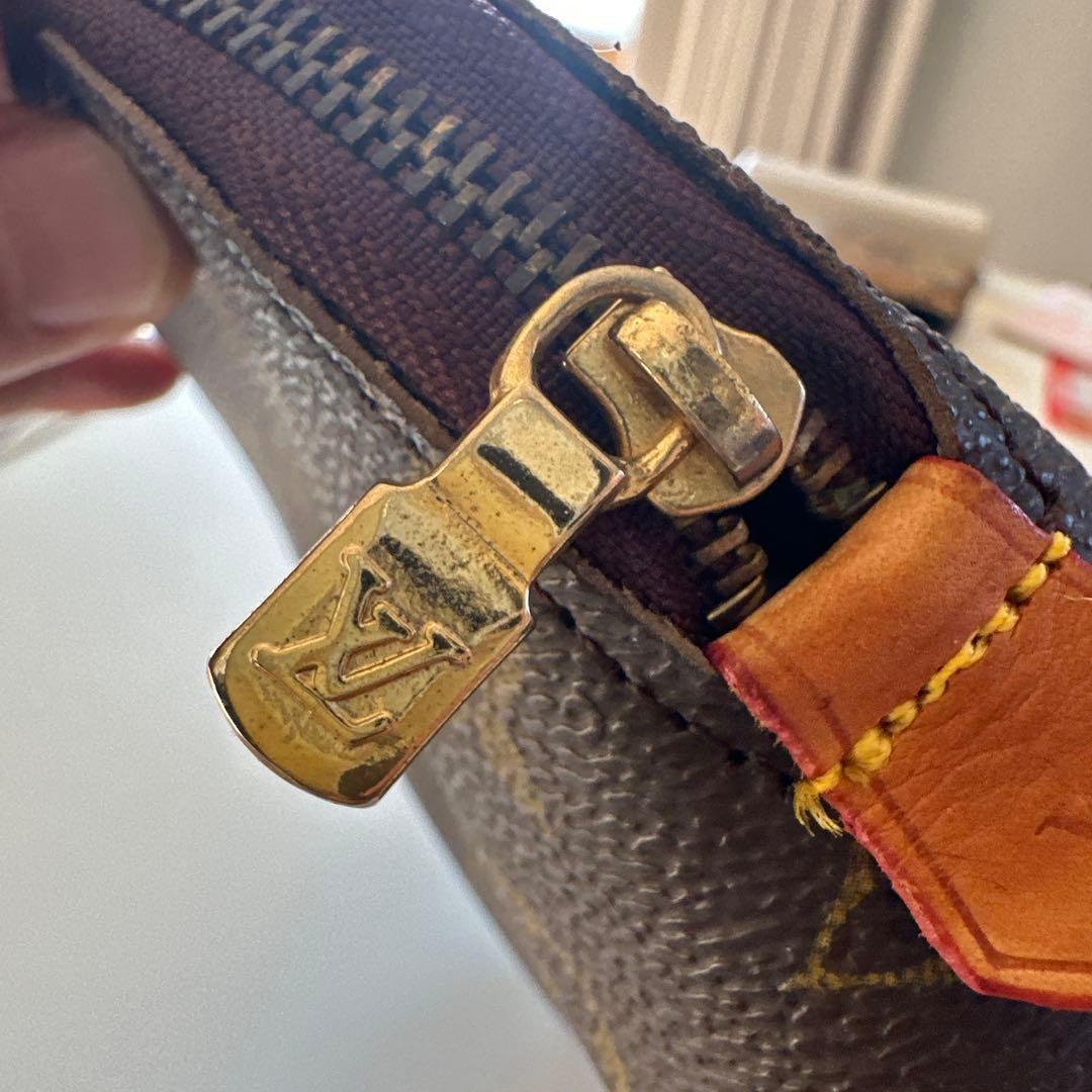 あき☆ 　Louis Vuitton モノグラム ポーチ