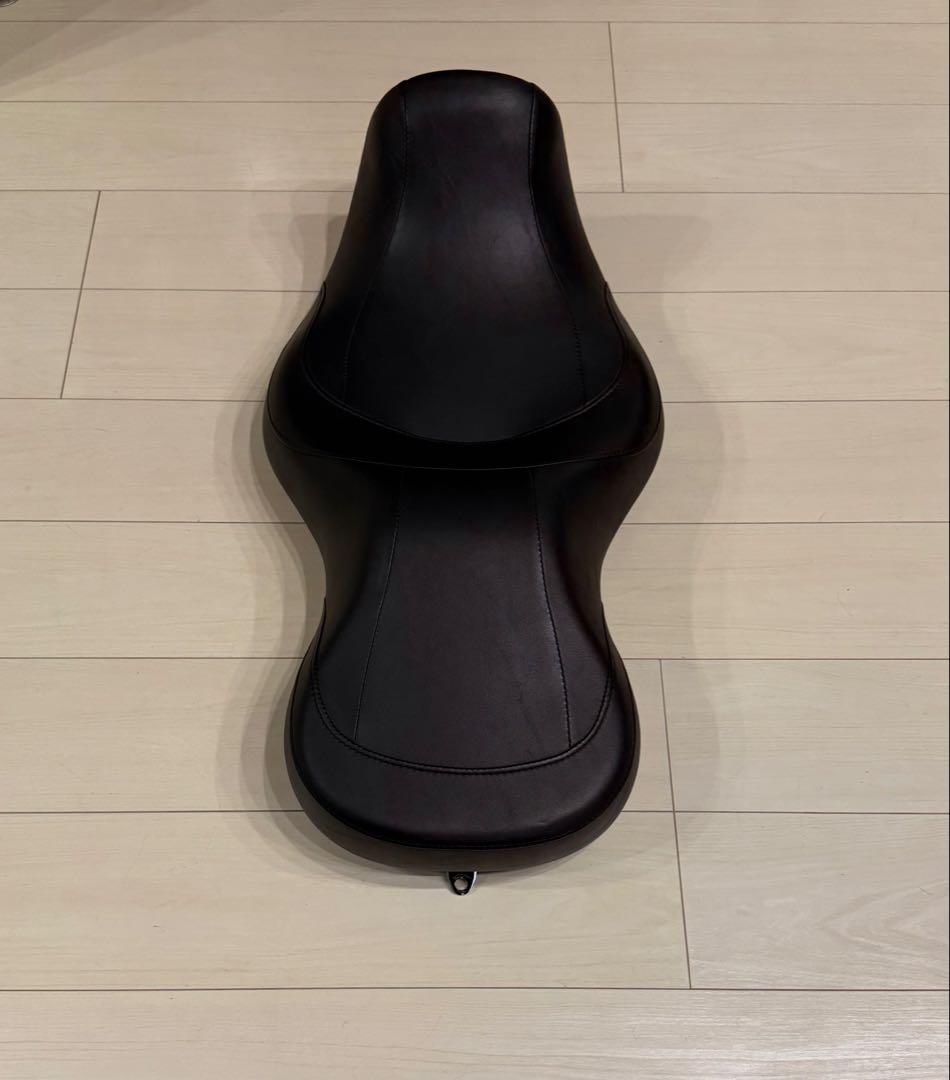 ハーレーダビッドソン ダイナ 純正 シート ダイナ FLD FXD