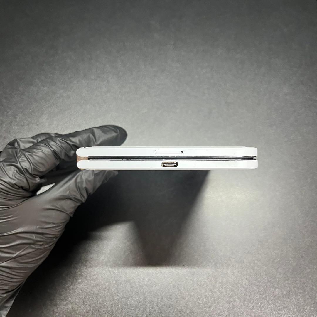 Microsoft Surface Duo2 256GB 2画面スマホ カバー付