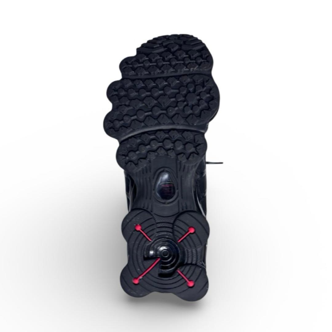 Nike Shox ブラックスニーカー