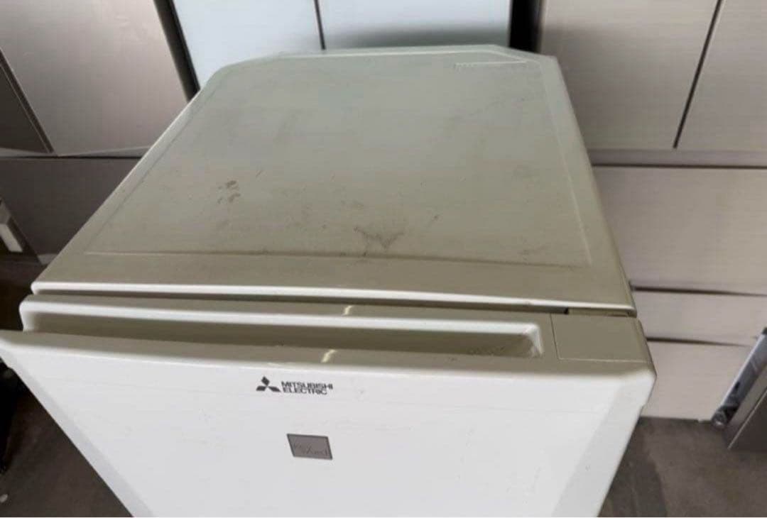 2017年式 146L 三菱 冷蔵庫 MR-P15EC-KW