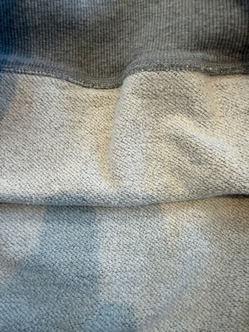 キス KITH ボックスロゴ パーカー グレー ボックスシルエット