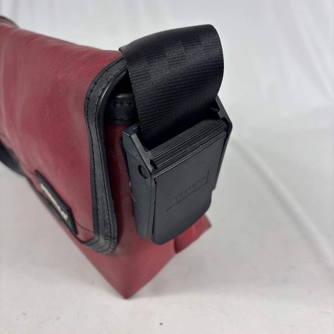 FREITAG メッセンジャーバッグ 赤 レッド