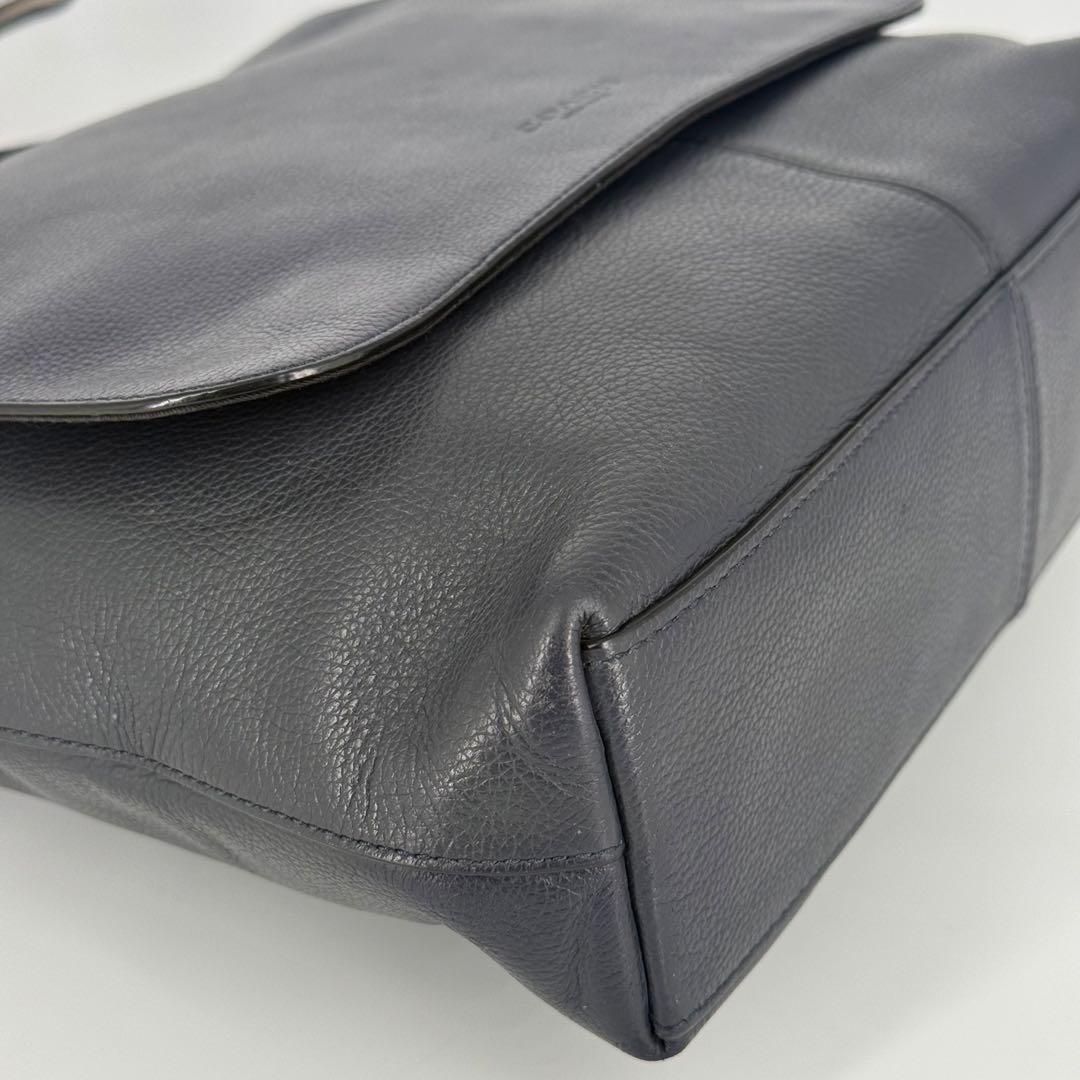 COACHコーチ チャールズ ショルダーバッグ レザー ネイビー紺 F72362