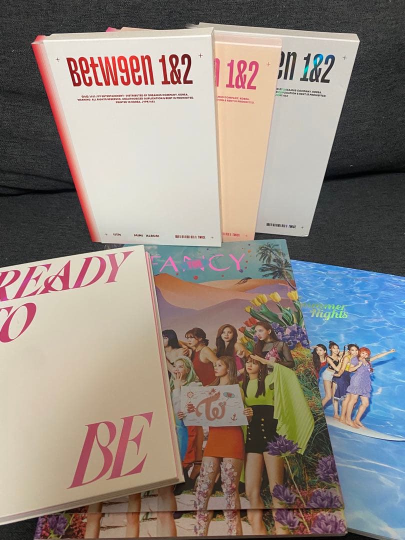 twiceグッズセット　アルバム、トレカ96枚