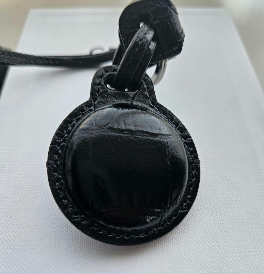 CELINE　AirTag ケース キーリング　レザー　型押し