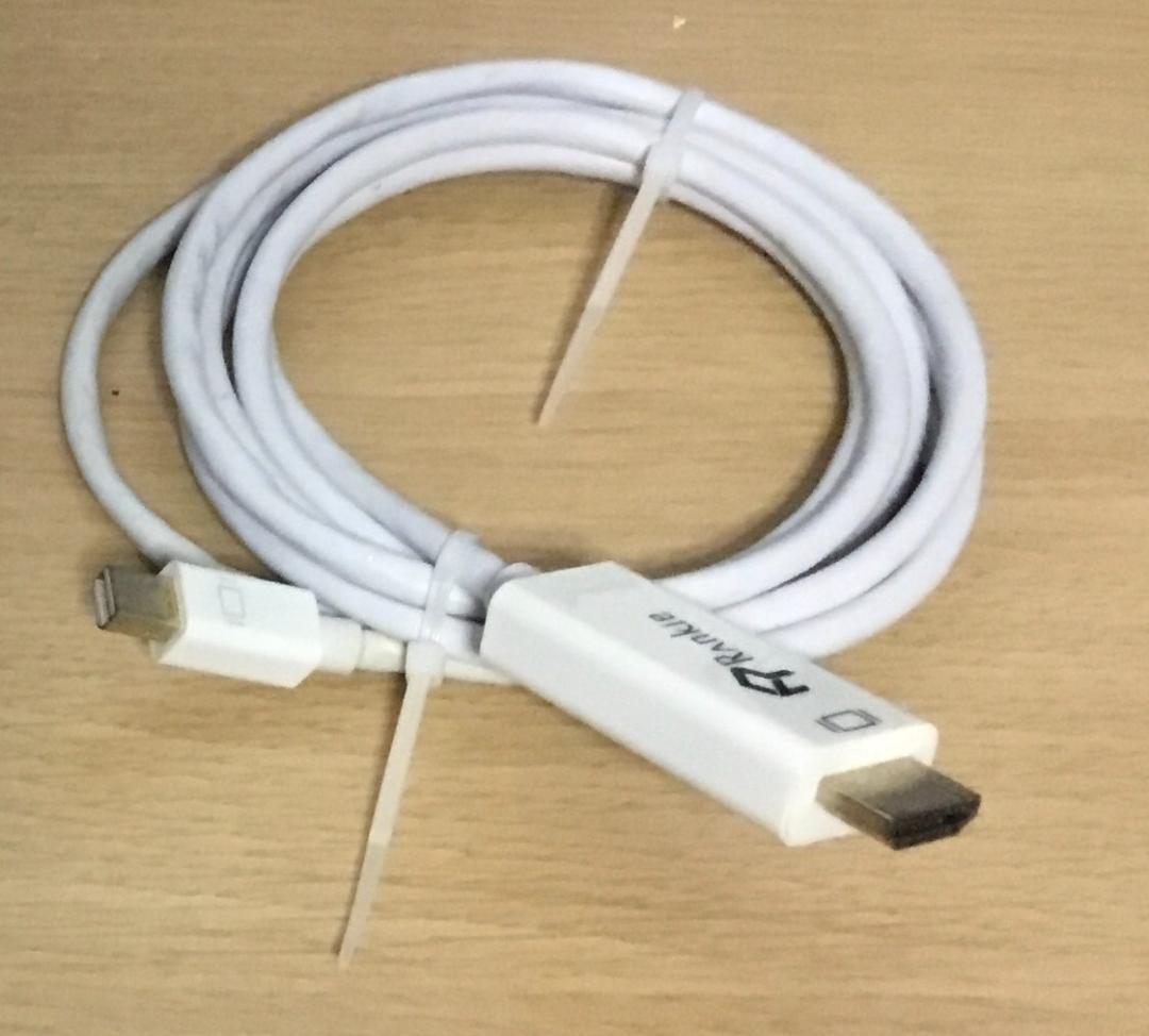 MacBook Air11インチ、macOSとWindowsの選択可能