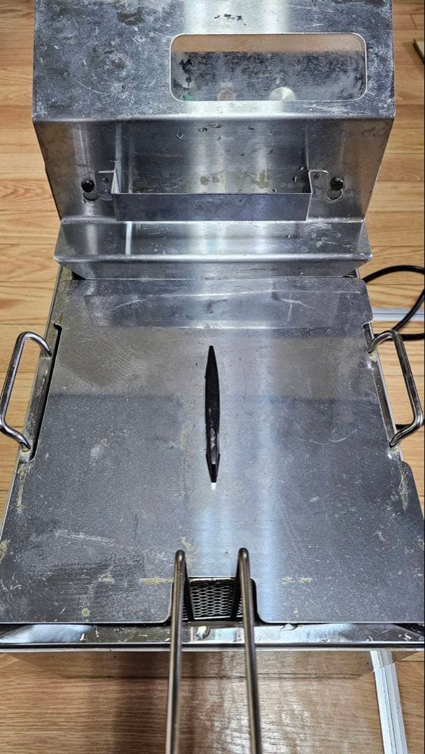 TCFL-8B TANICO プライヤー　業務用フライヤー　ミニ卓上タイプ