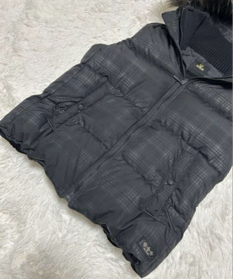 タトラス ダウンベスト　 ラクーンファー　チェック　ブラック　2way