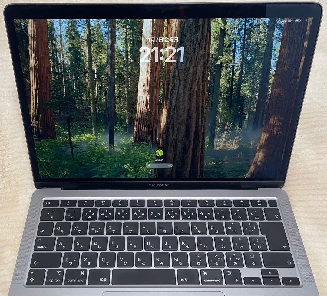 MacBook Air M1 (2020) 8GB 256GB バッテリー84%