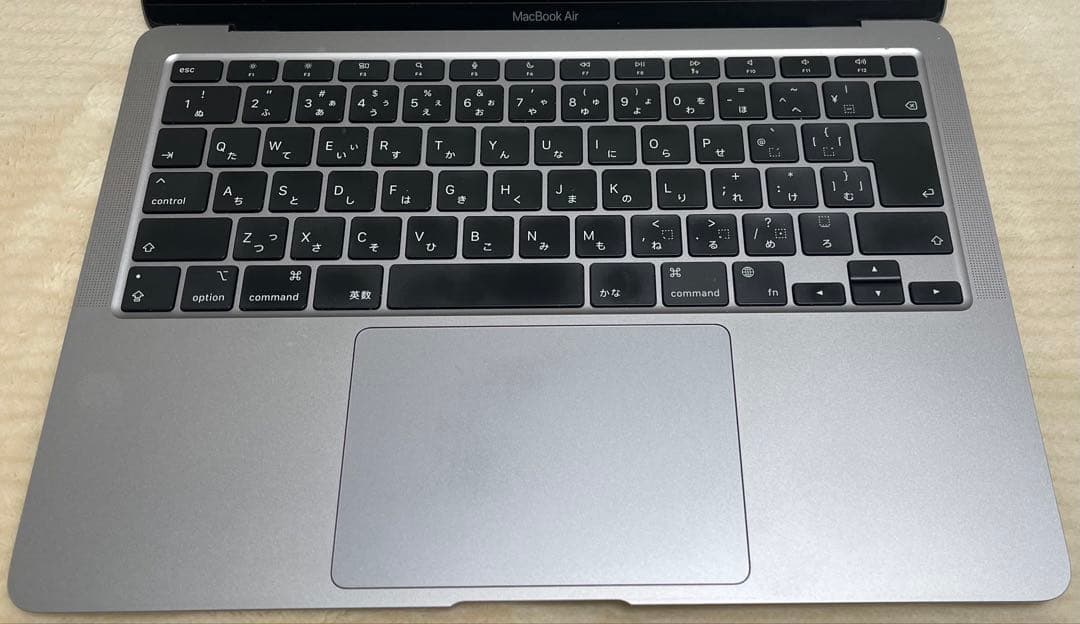 MacBook Air M1 (2020) 8GB 256GB バッテリー84%