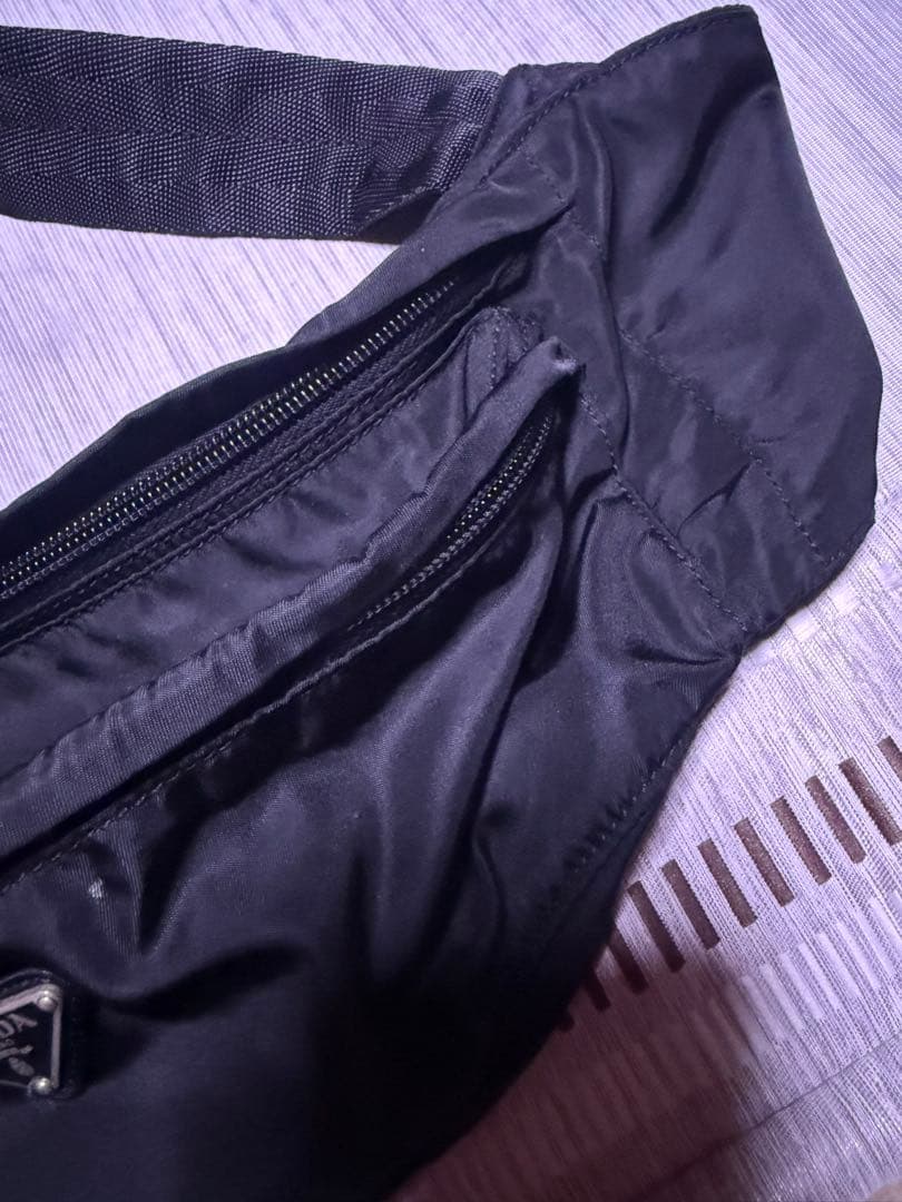 最終価格！PRADA ブラック ナイロン ウエストバッグ