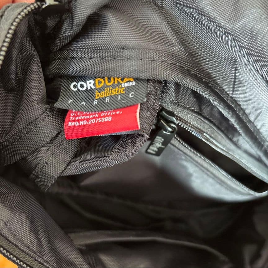 マンハッタンポーテージ　ブラックレーベル　ボディバッグ