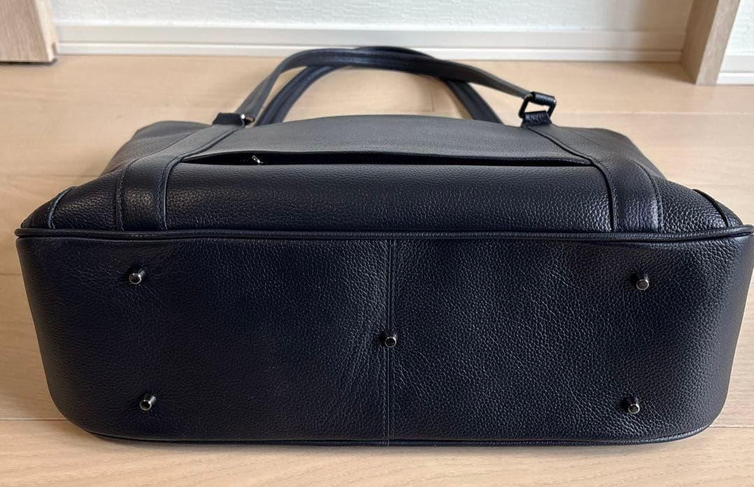 【極美品】ブルーシンシア ビジネス トート ネイビー 大容量 PC A4自立