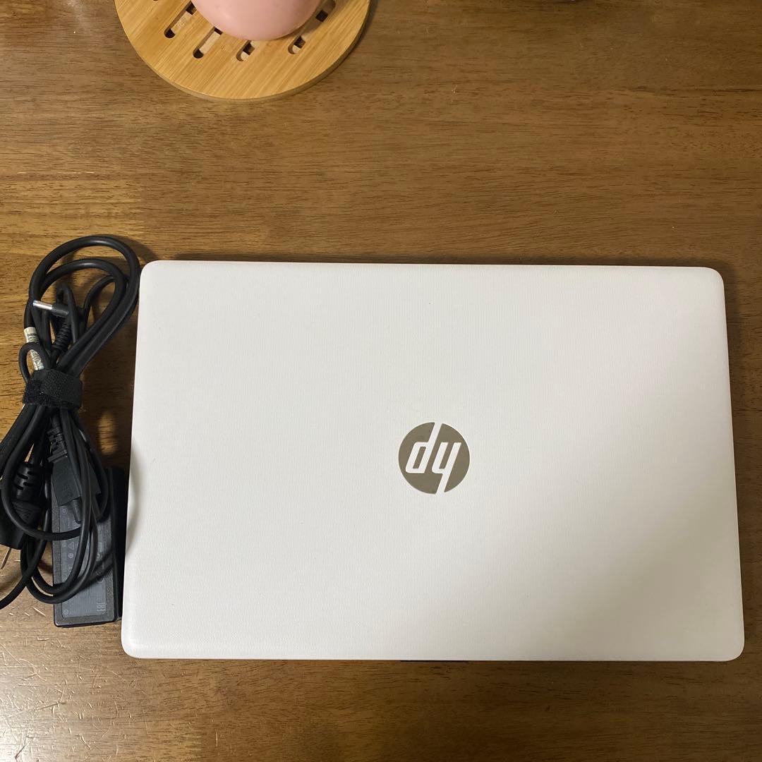 中古　HP ノートパソコン ホワイト15-db0xxx