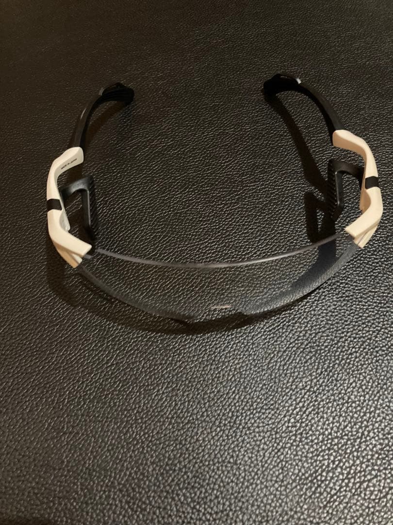 エアフライ　調光サングラス