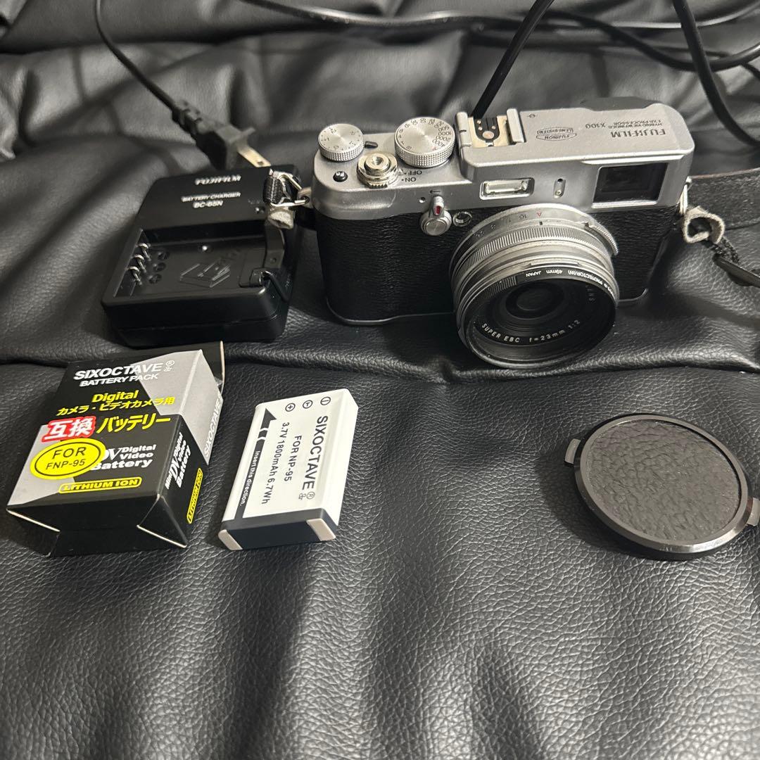 富士フィルム Fujifilm FinePix X100 シルバー