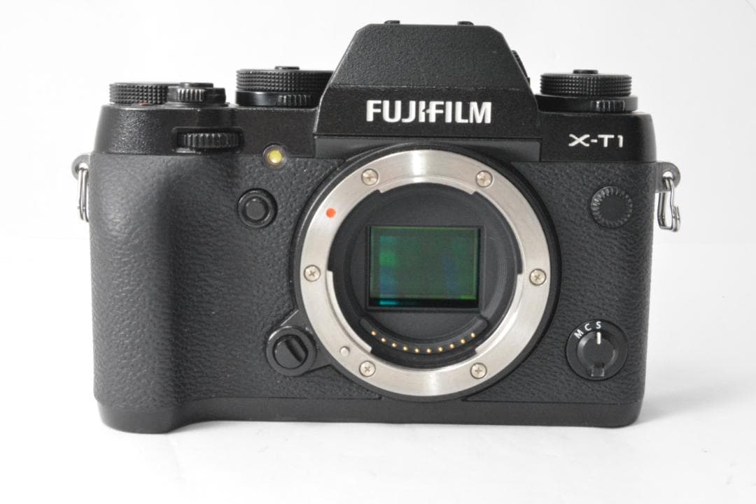 ショット数3800枚 フジフィルム FUJIFILM X-T1 ボディ