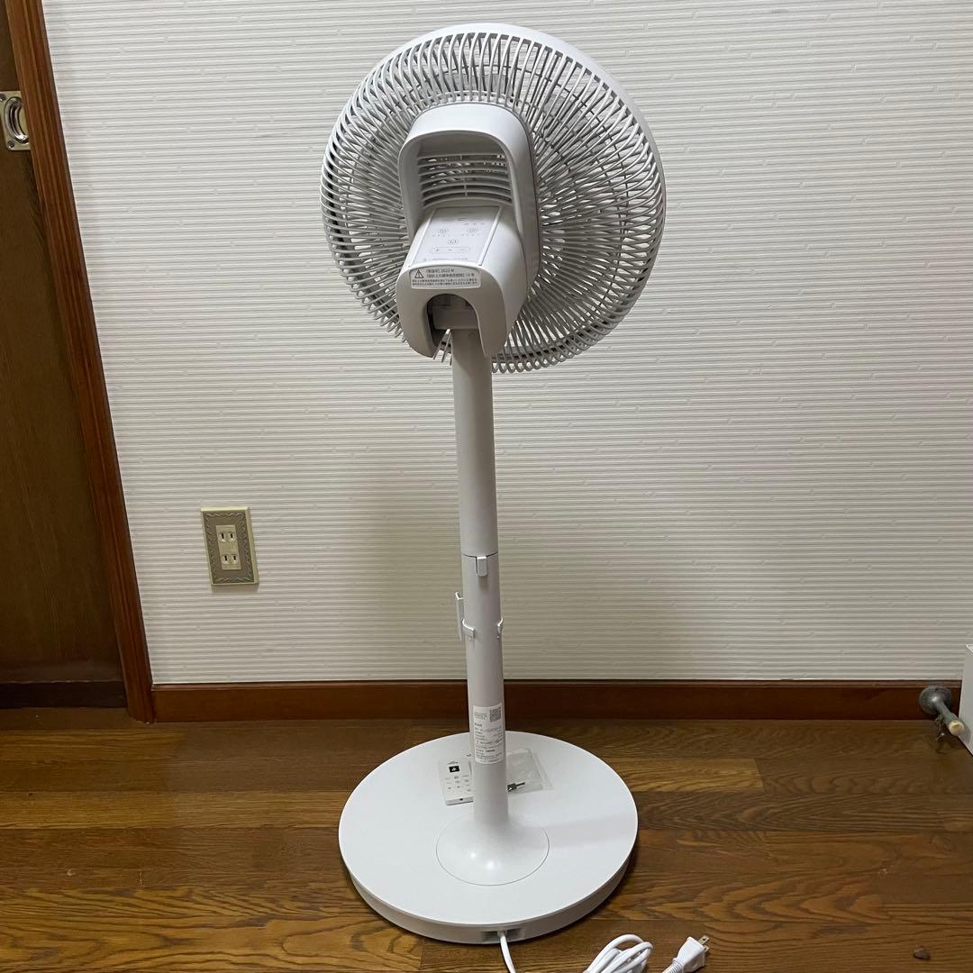美品　シャープ 扇風機 サーキュレーター PJ-S3DS-W 2025年製