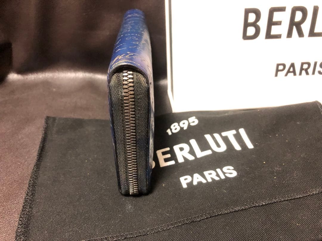 ☆美品☆ベルルッティ イタウバ　長財布　ブルー　　ゴールデン　価203,500円