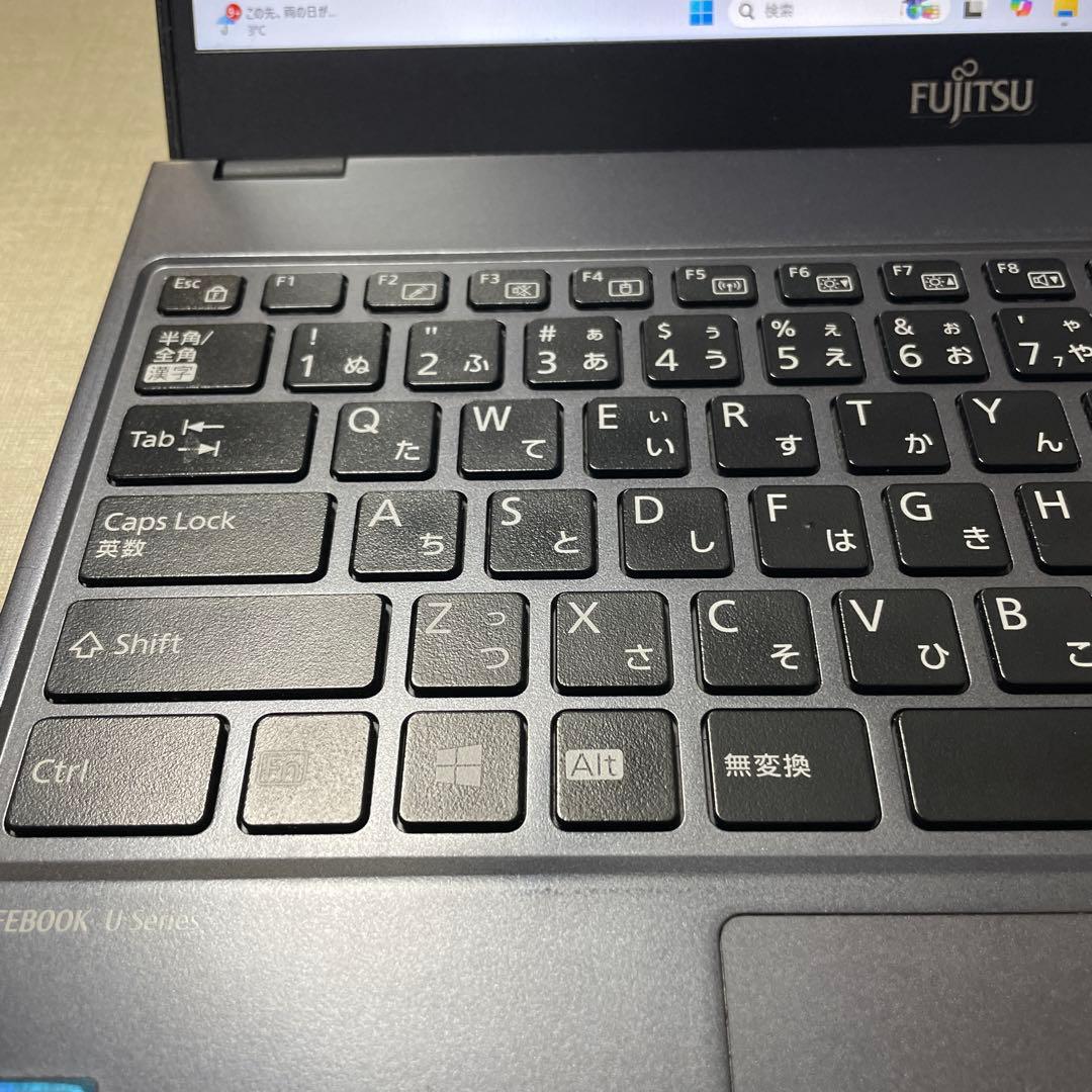 【メンテ済】超軽量 富士通LIFEBOOK i5 256GB メモリ8GB
