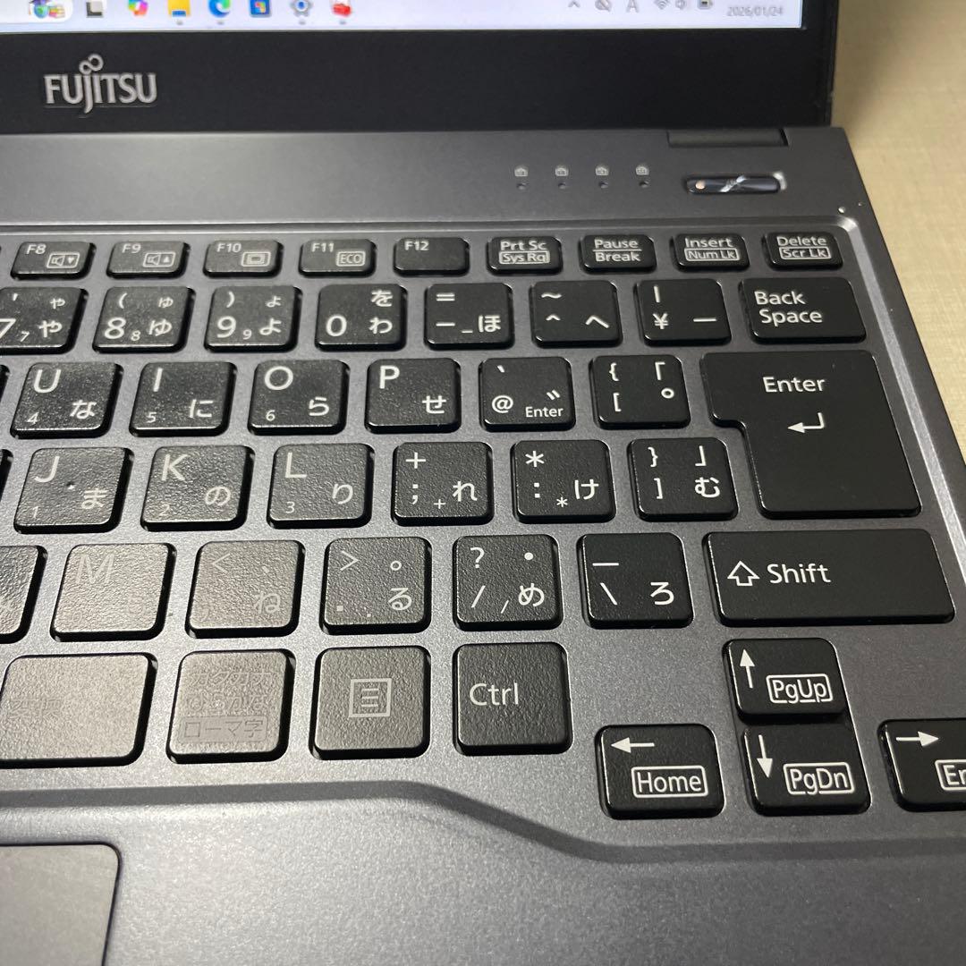 【メンテ済】超軽量 富士通LIFEBOOK i5 256GB メモリ8GB