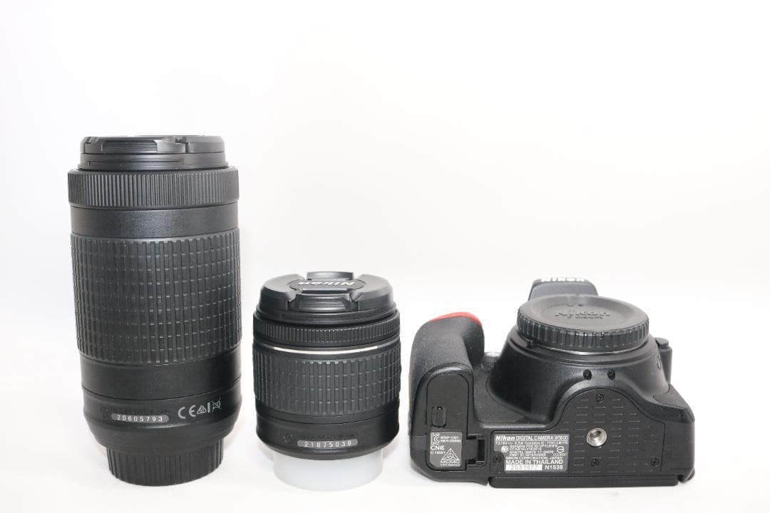 超望遠キット⭐美品 S回数少⭐シリーズ最新！Nikon D5600 ⭐一眼レフ