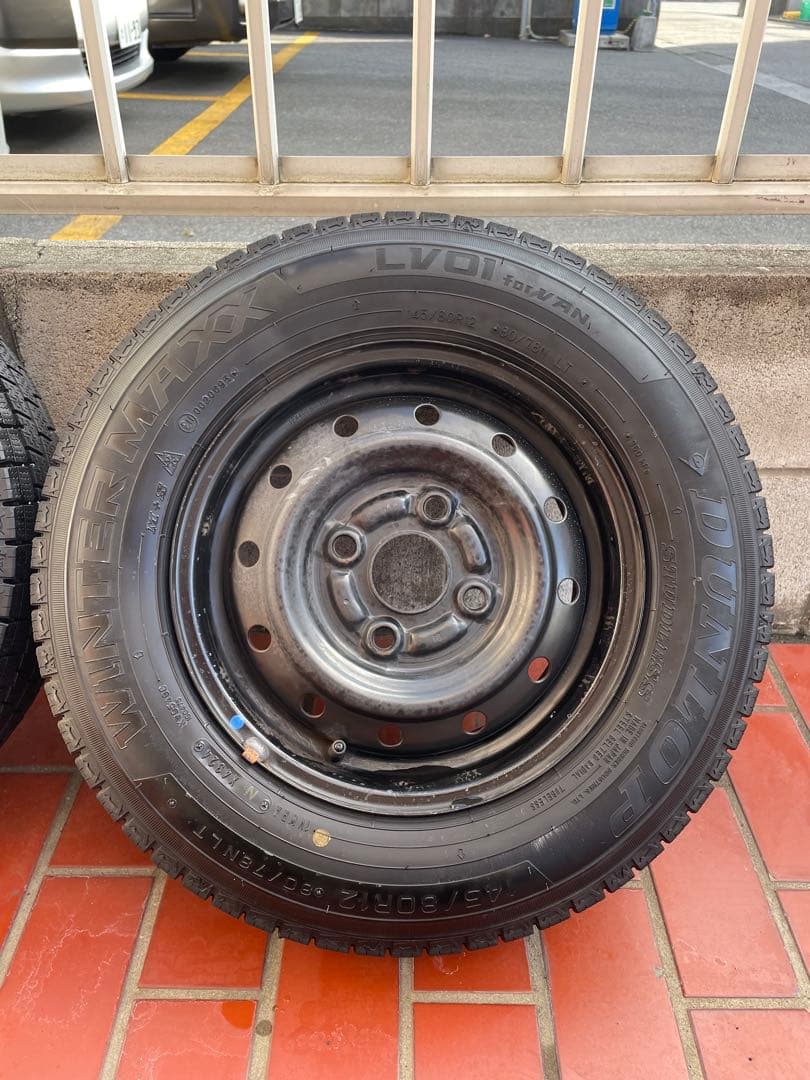 ダンロップ　ウィンターマックスforVAN 145/80R12