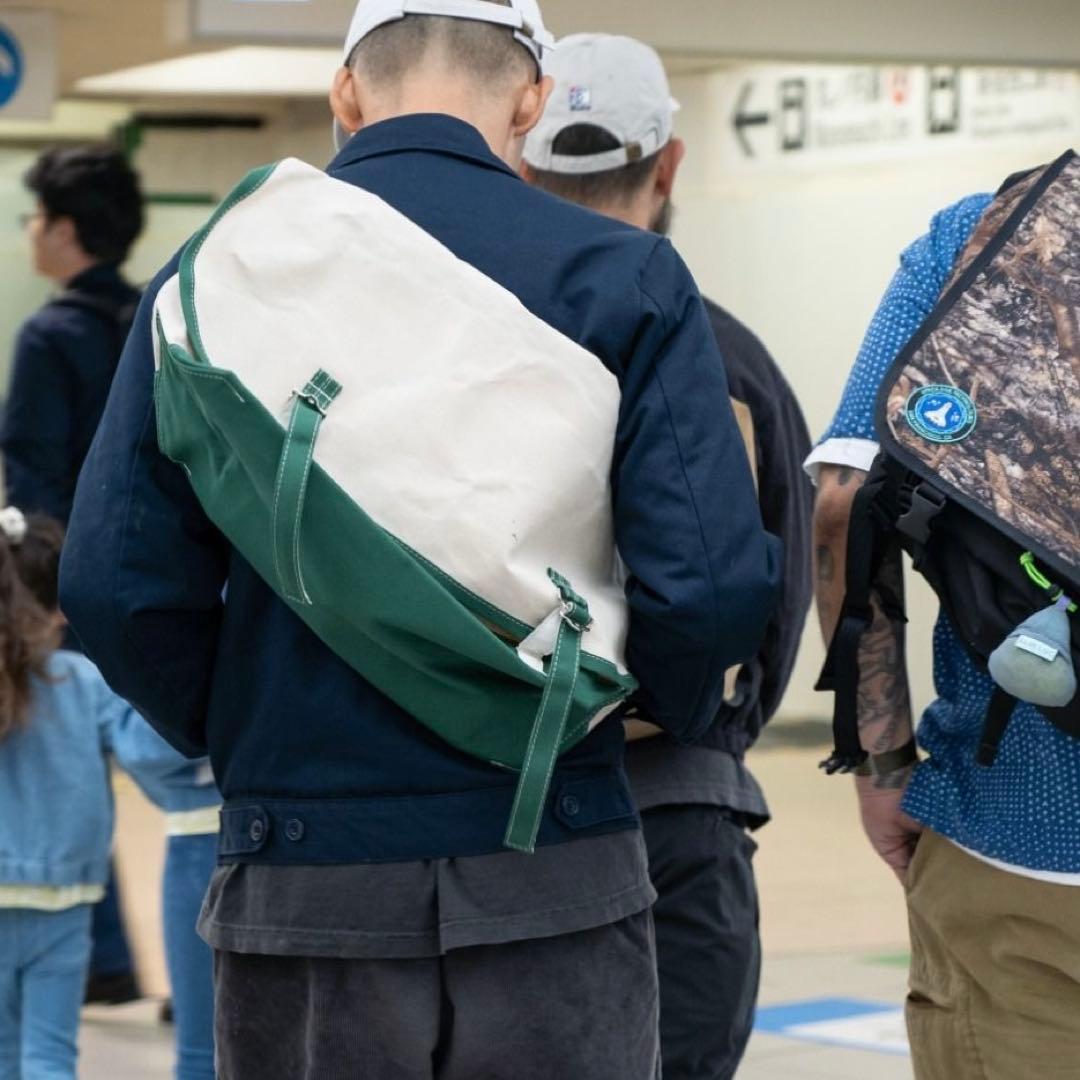 かませ犬 THE INCONVENIENCE STORE BLUE LUG