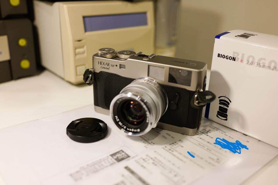 フィルムカメラ Konica HEXAR RF Limited + Zeiss ZM 35 F2