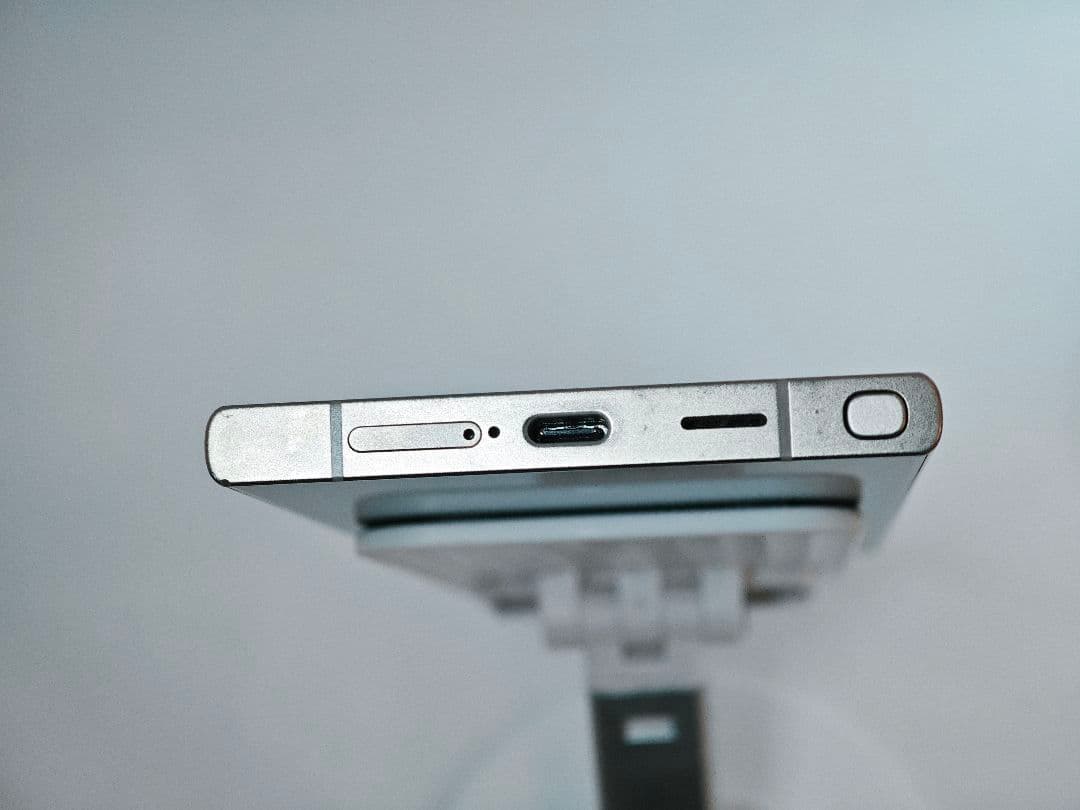 【美品】Galaxy S24Ultra 512GB 韓国版 チタニウムグレー